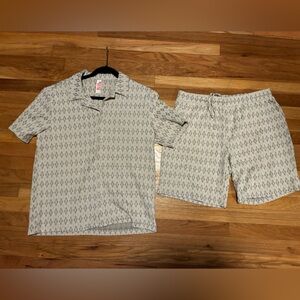 Fleece Factory Diamond Print Two-Piece Set in Light Gray (Top: M, Bottom: L)